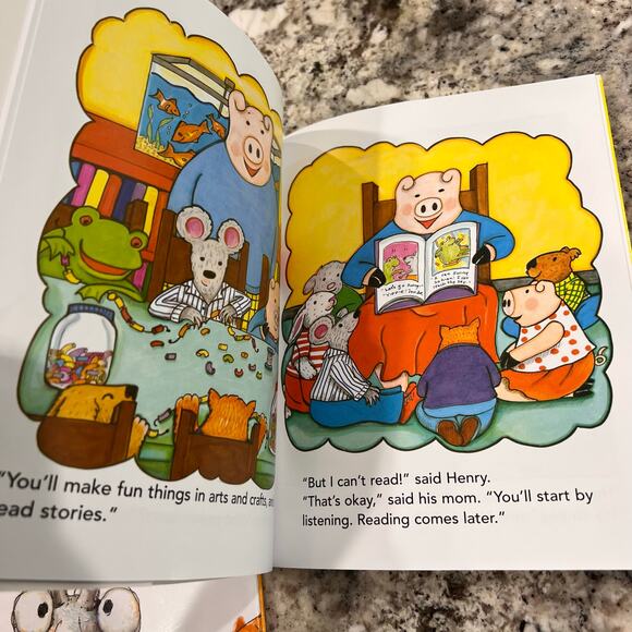 Lot of 3 Children Books - Joy Takes Root/Bugs in My Hair/Look Out Kindergarten - Picture 4 of 5